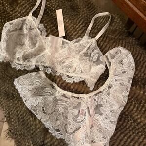Victoria's Secret Dream Angels Bralette & Flutter Shorts Two Piece Ivory Lace